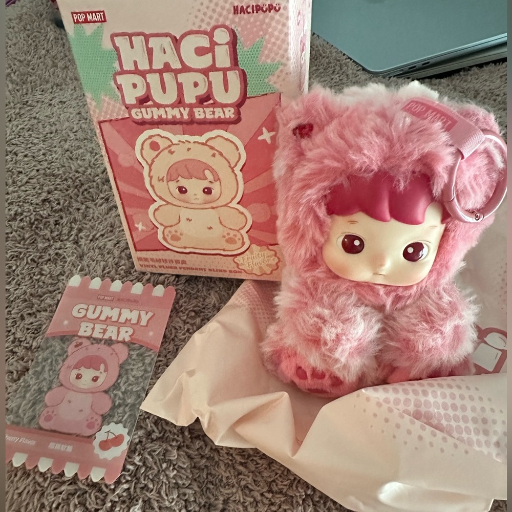 Popmart Hacipupu Gummy Bear Vinyl Plush Pendant Cherry Pink